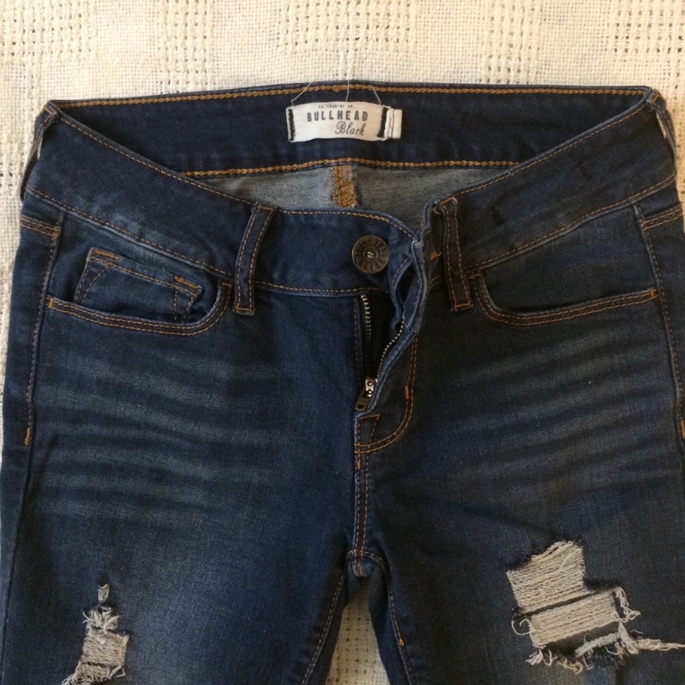 Dark wash distressed skinny jeans - Picture 3 of 8